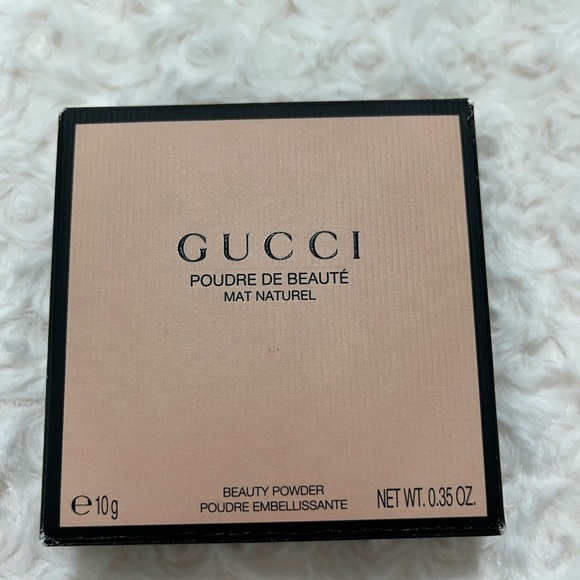 Gucci Face Powder - Picture 5 of 7